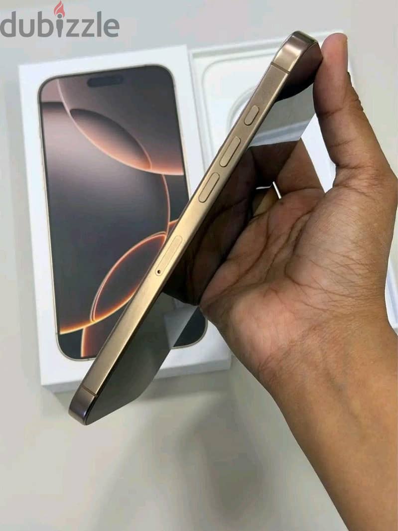 Apple - iPhone 16 Pro Max 5