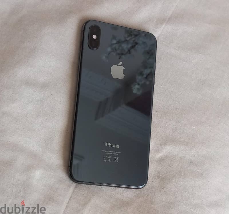 Apple - iPhone XS Max 1