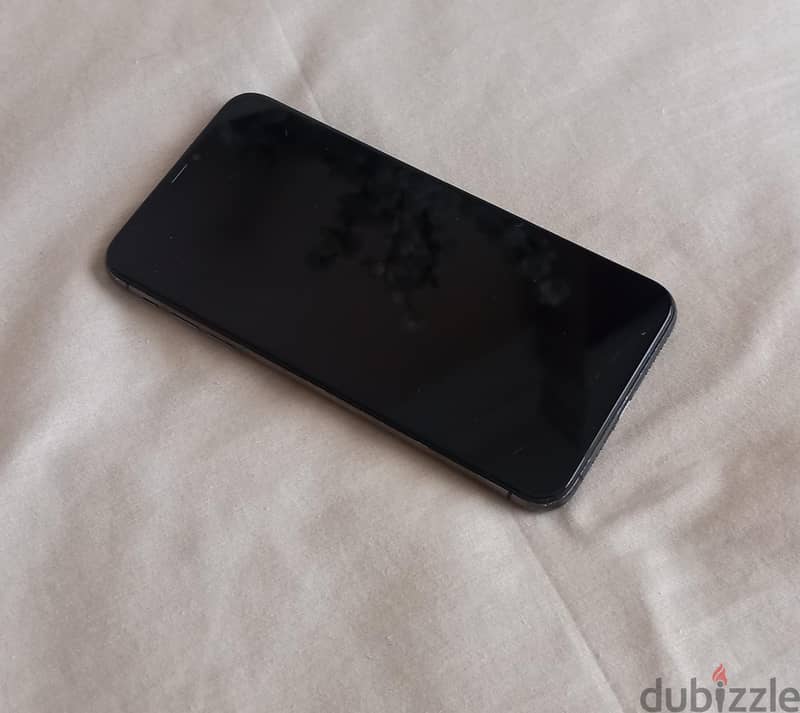 Apple - iPhone XS Max 11