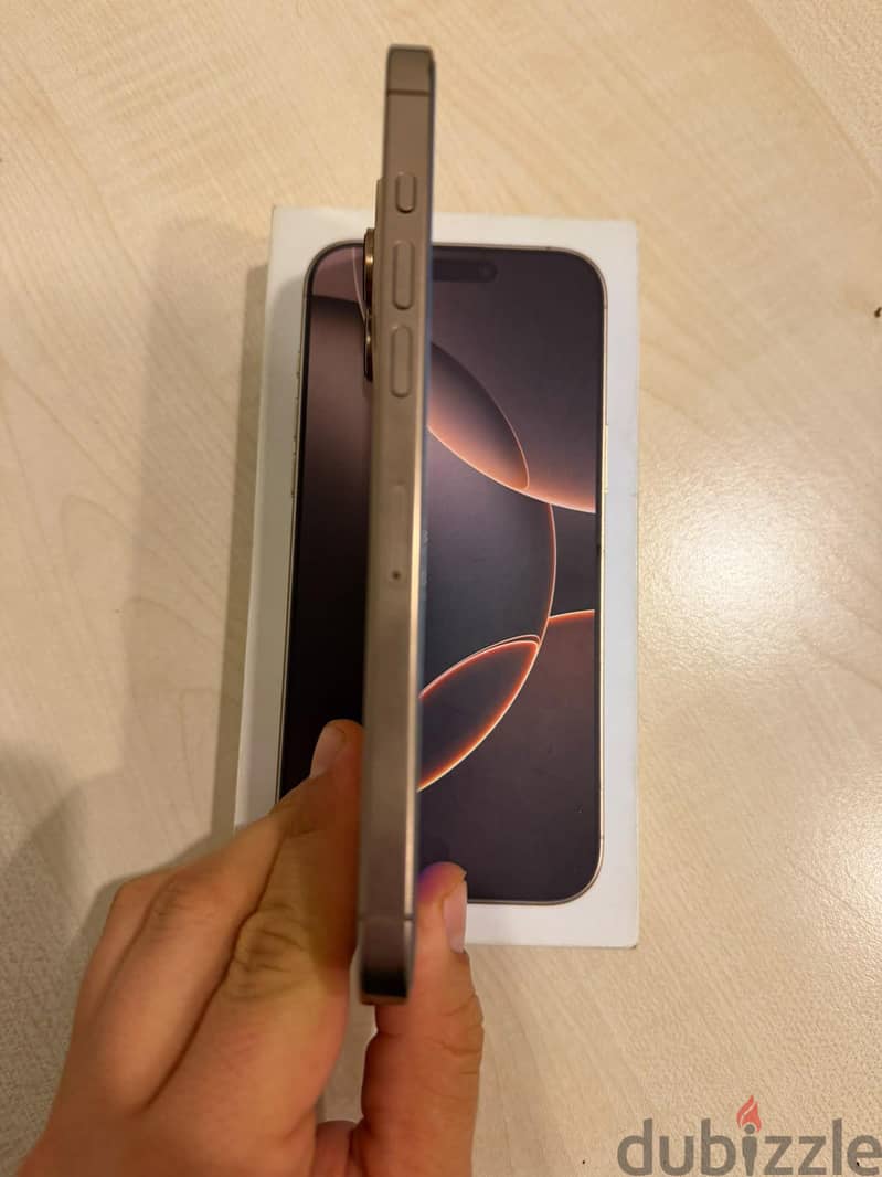 Apple - iPhone 16 Pro Max 4