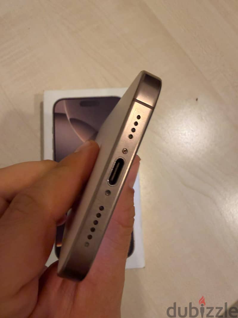 Apple - iPhone 16 Pro Max 13