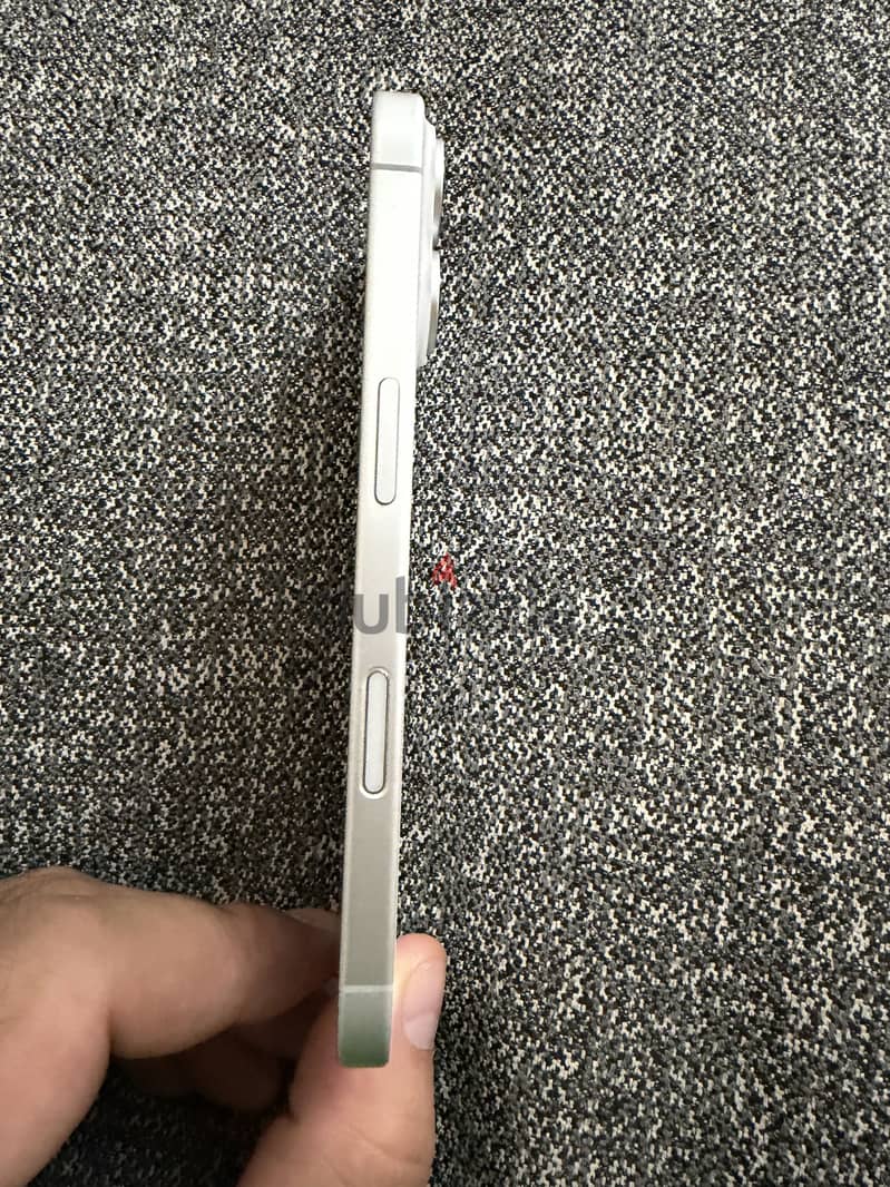 Apple - iPhone 16 3