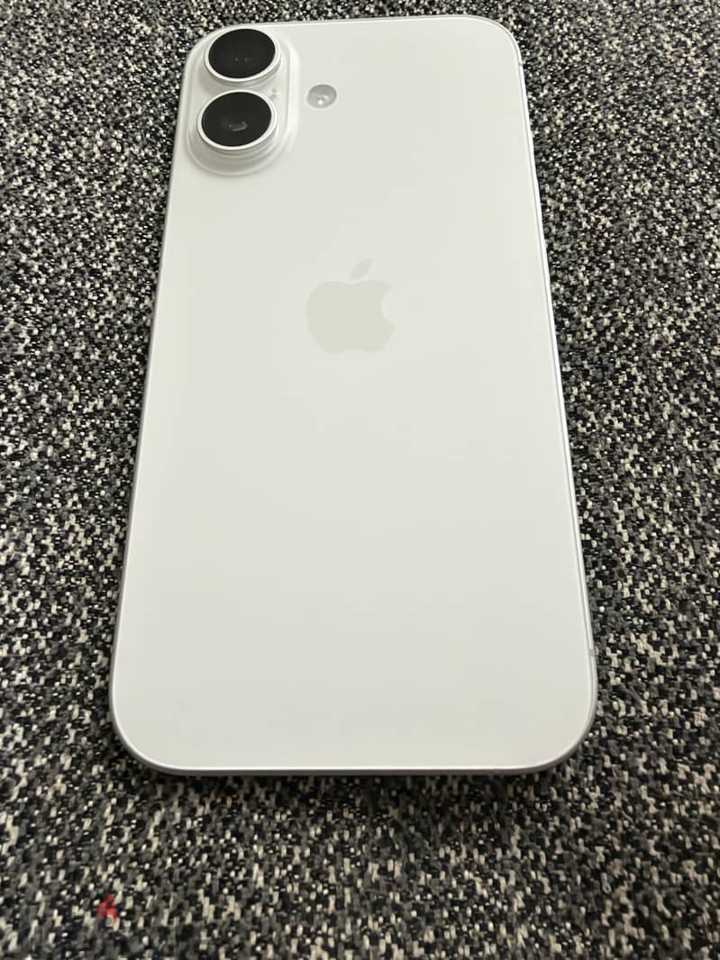 Apple - iPhone 16 4