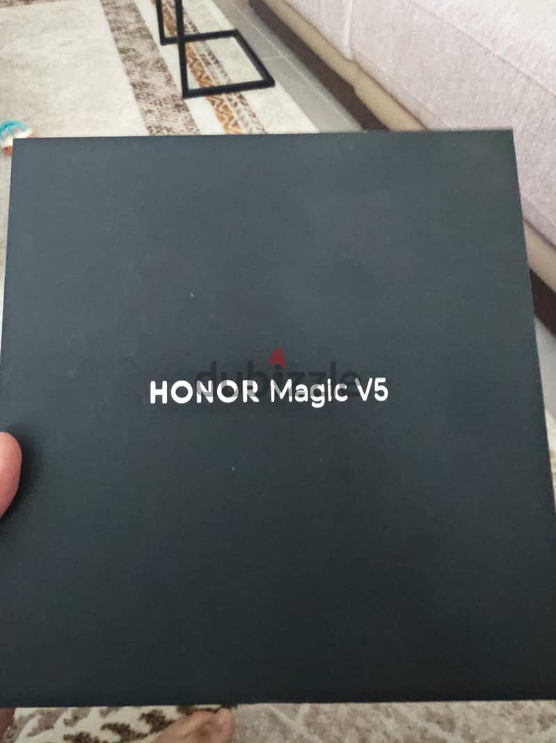Honor Magic V5 2