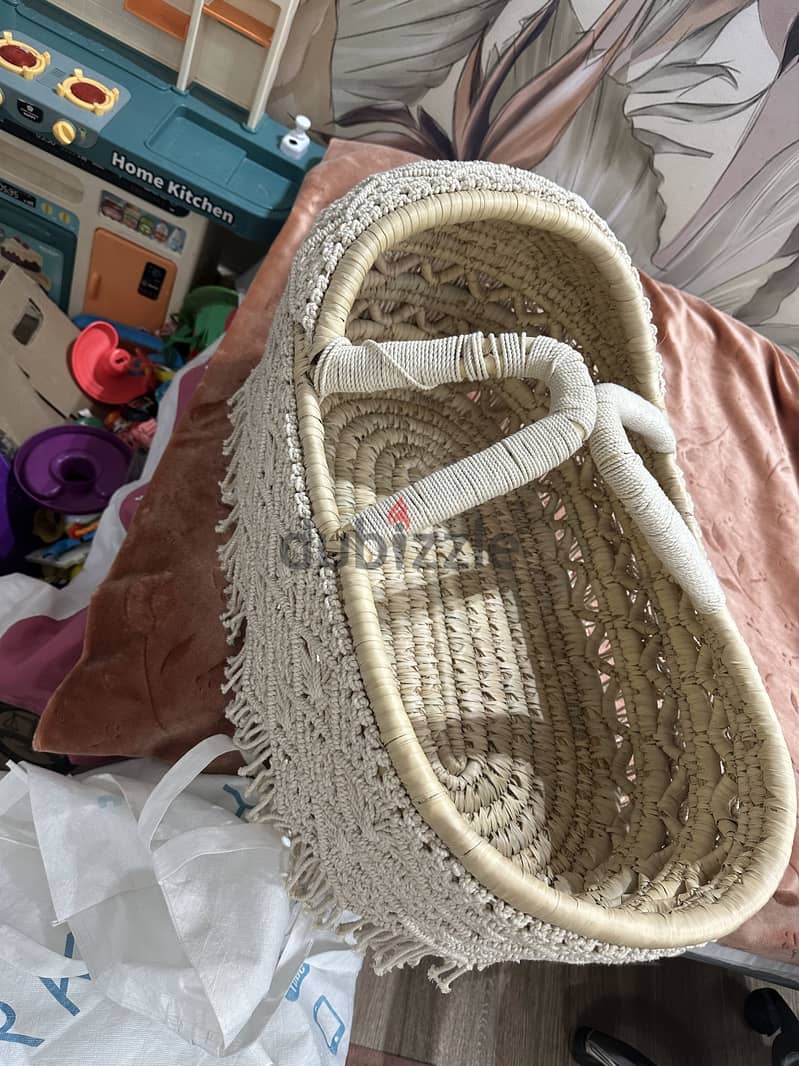 Handcrafted baby bassinet 1
