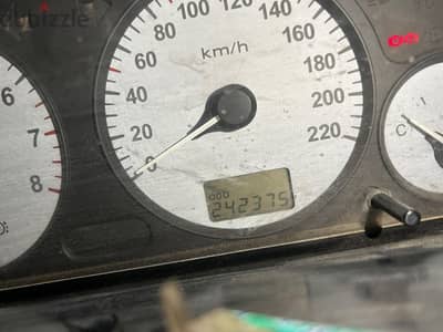 بيجو 405 2010