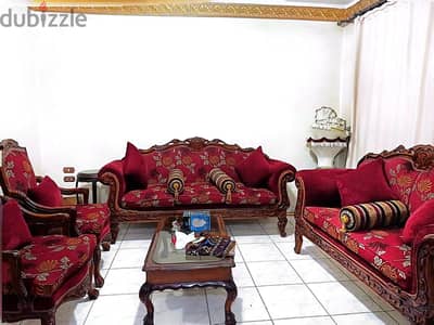 صالون مستعمل بحالة جيدة