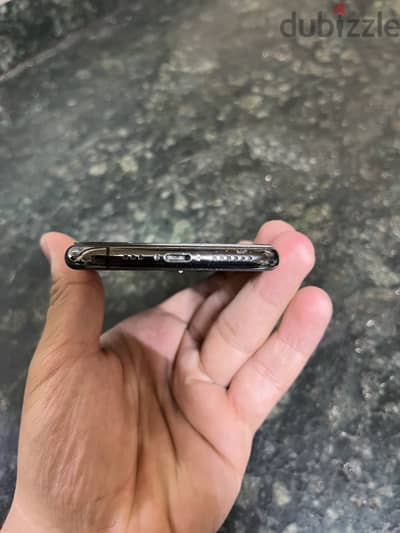 Apple - iPhone 11 Pro