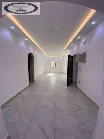 Apartment for rent (residential or administrative use) in Fifth Settlement, South of the Academy area – 220 sqm. Located near Al-Tesaeen Street