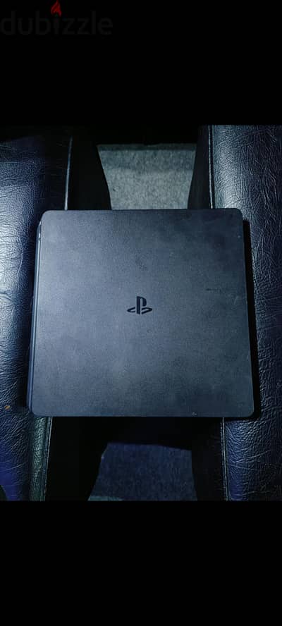 ps4 مستعمل ب٤ دراعات