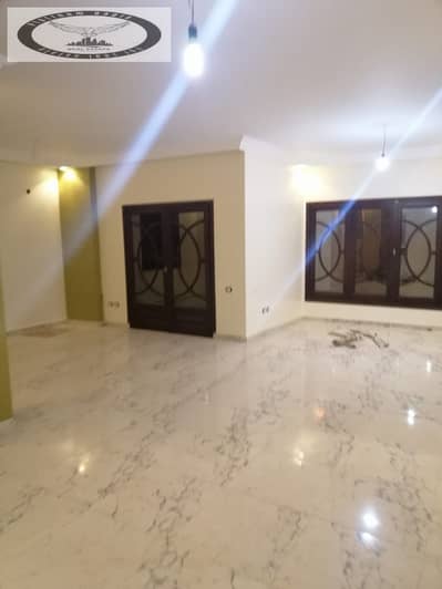 Apartment for rent in Al-Yasmeen, Fifth Settlement (Tagamoa), near Ahmed Shawqi Axis and 90th Street. North-facing (Bahri) Super-lux finish Apartment for rent in Al-Yasmeen, Fifth Settlement (Tagamoa), near Ahmed Shawqi Axis and 90th Street. North-facing (Bahri) Super-lux finish