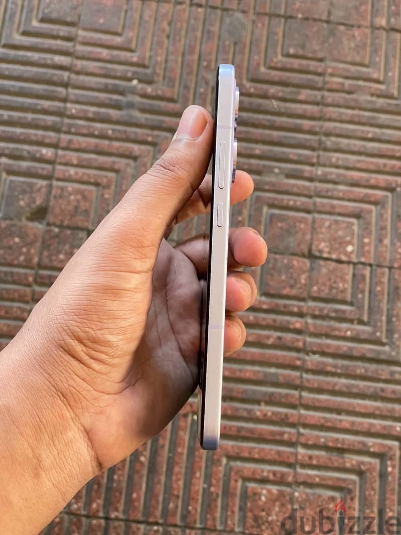 OPPO Reno13 Pro 4