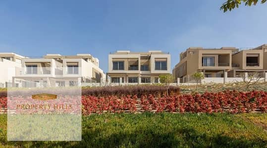 Townhouse for sale in Palm Hills, Fifth Settlement, with a payment plan of up to 10 years.