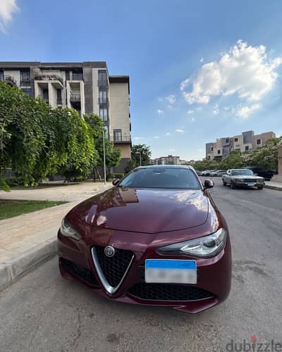 Alfa Romeo Giulia 2018 Super Plus Alfa Romeo Giulia 2018 Super Plus