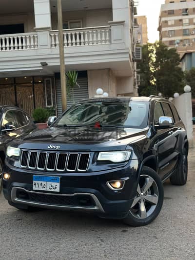 جيب جراند شيروكى 2015