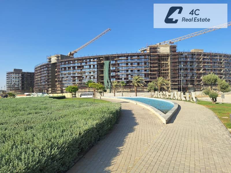 شقة بغرفتي نوم في فيفث سكوير المراسم، صورة ٩ من ١٠