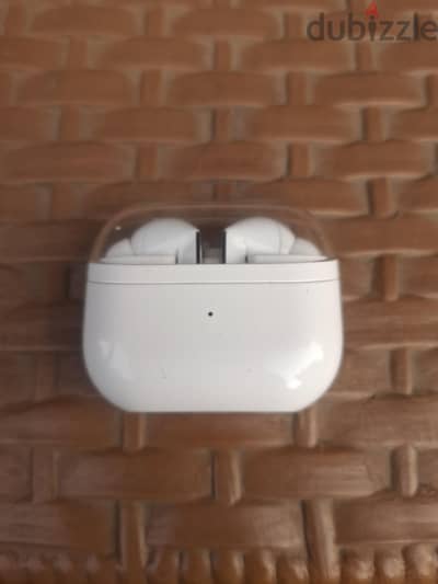 Samsung buds 3pro9,000