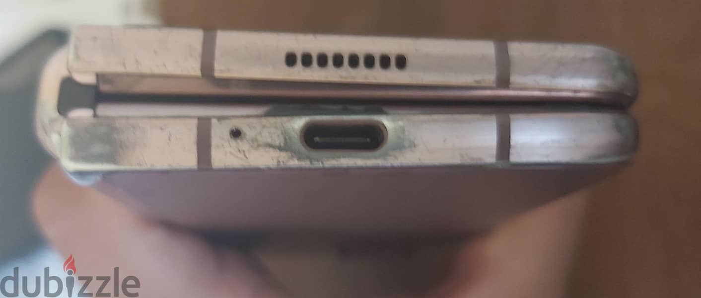 Samsung Z Fold 2 7