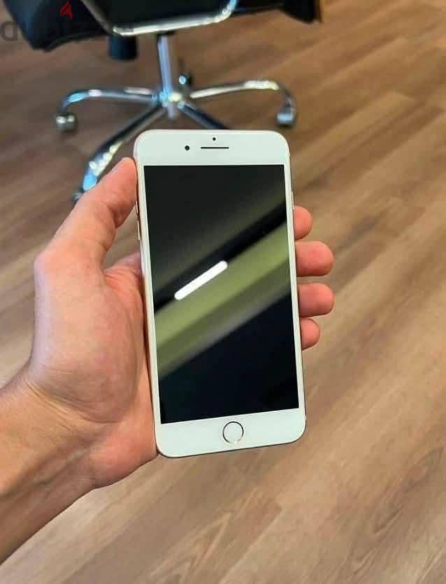 Apple - iPhone 8 Plus 1