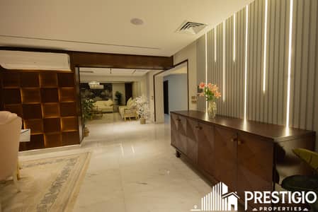 Royal Palace in the Sky: 420sqm Apartment for Sale on the 15th Floor in Nile Towers, Maadi Corniche | 37m Panoramic View of the Nile and Pyramids