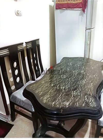 سفره ب ٦ كراسي للبيع