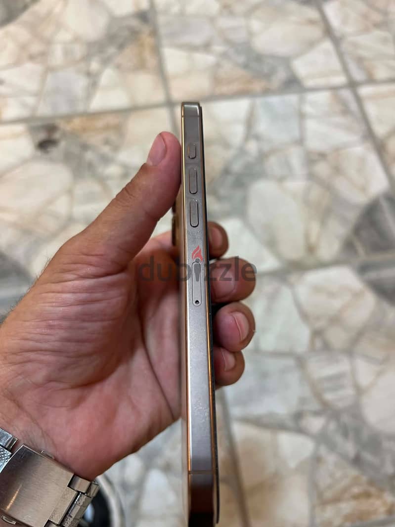 Iphone 16 promax 3