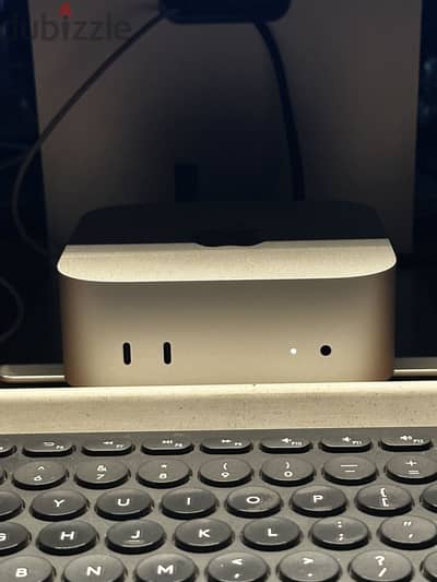 Mac Mini M4 (Like new)