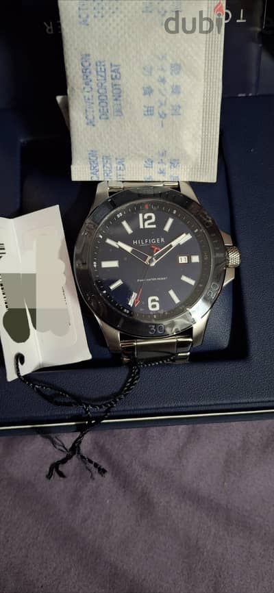 ساعة Tommy Hilfiger اصلية watch استعمال خفيف
