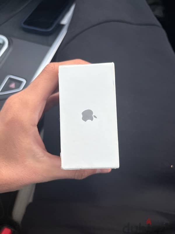 airpods pro 3 new never opened 2