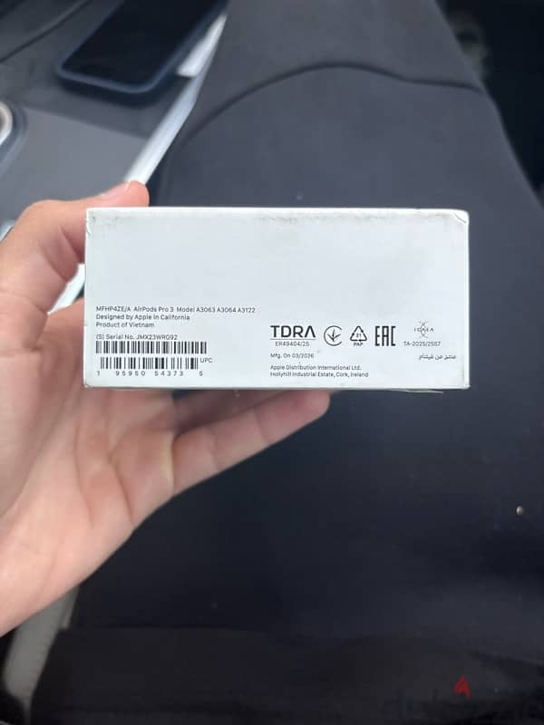 airpods pro 3 new never opened 3