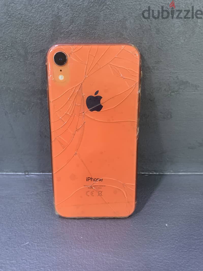 Apple - iPhone XR 1