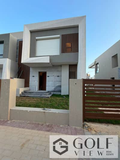 For those seeking luxury or looking to invest: a 183-square-meter twin house with a 150-square-meter garden for sale in Palm Hills, New Alamein. Avail