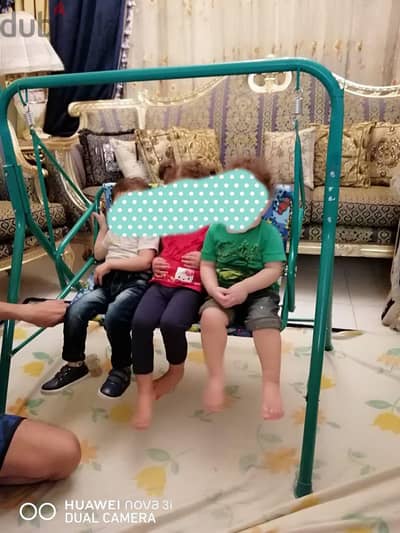 مرجيحه اطفال مزدوجة