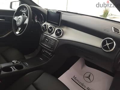 Mercedes-Benz CLA 180 2016