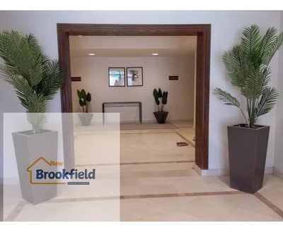 شقه للايجار فى القاهرة الجديدة بالمطبخ والتكييفات فى كمبوند ميفيدا اعمار Apartment for Rent in Mivida Emaar, New Cairo Kitchen & ACs