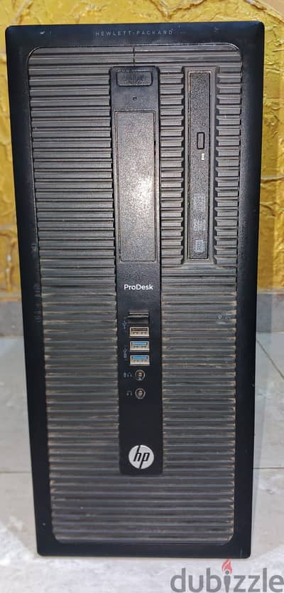 كيسة HP i5 جيل رابع 8 رام مع مكتبة العاب و برامج adobe
