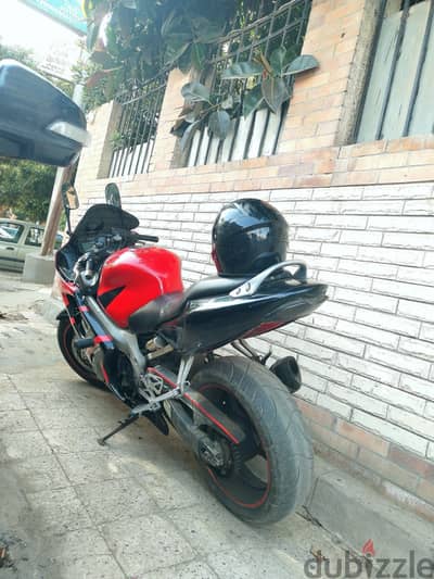 Honda f4i 600 2004 ريس هوندا