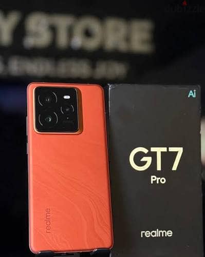 ريلمىgt7pro  حالته ممتازة لون برتقالى هاتف فى غاية الجمال كاميرات