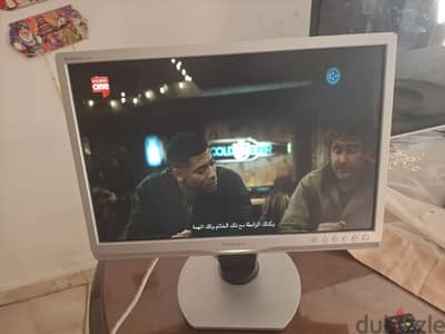شاشه كمبيوتر من نوع فليبس صناعه تيواني استعمال خارج حاله ممتازه