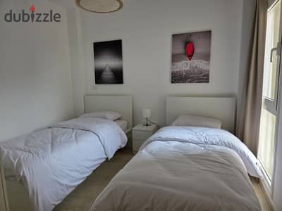 For rent furnished in Madinaty with a wonderful weekly furnishing, close to the excellent location, very close to the services, a distinctive location, luxurious hotel-style furnishing, price is a deal