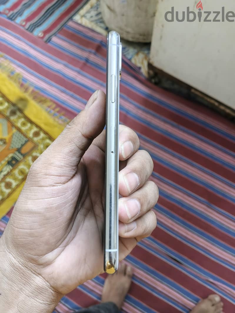 Apple - iPhone X 2