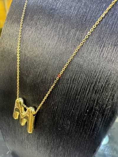 4D Gold M letter Necklace