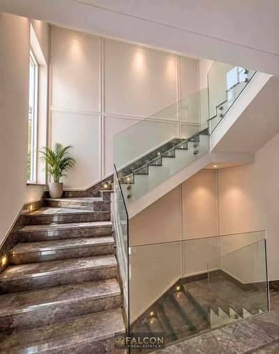 فرصة VIP! فيلا تشطيب High-End بخصم 22% أرقى Destination من La Vista  في لافيستا سيتي بموقع مميز أمام City Gate و Hyde Park و Mivida