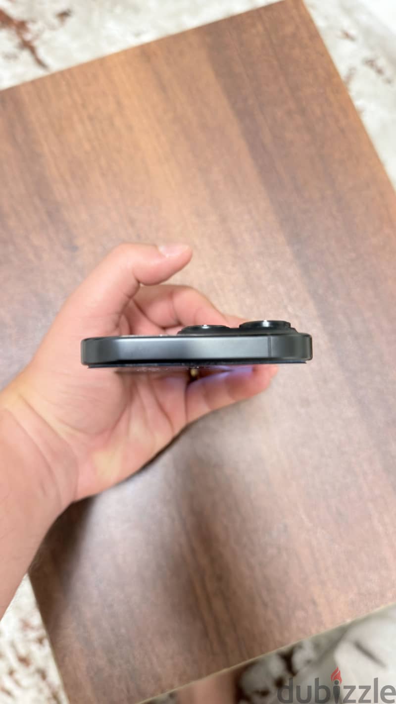 Apple - iPhone 16 Pro 1