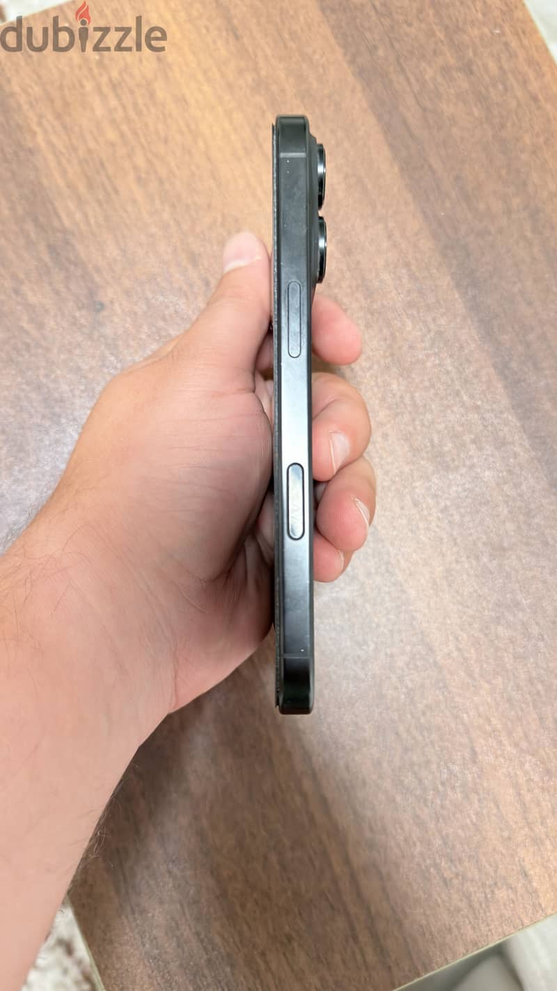 Apple - iPhone 16 Pro 4