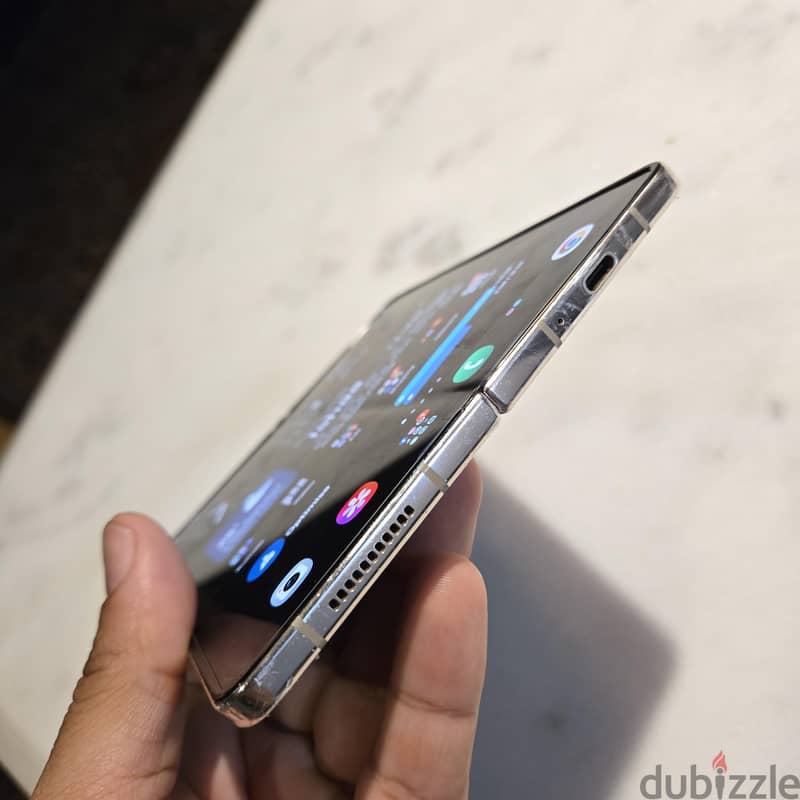 Samsung Z Fold 4 7