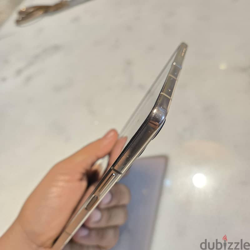 Samsung Z Fold 4 10