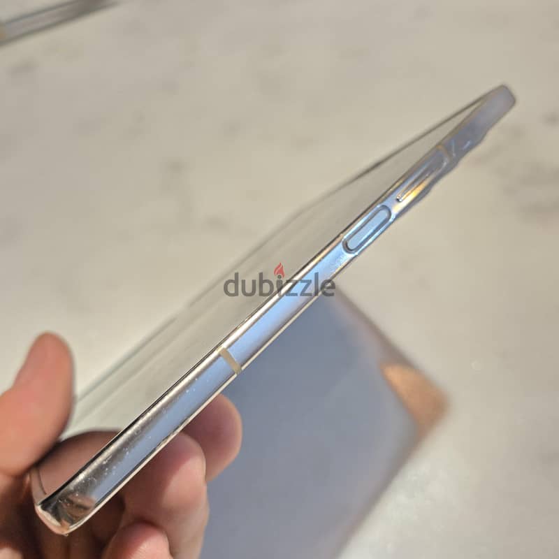 Samsung Z Fold 4 11