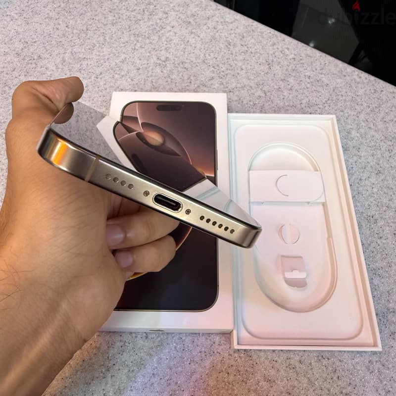 Apple - iPhone 16 Pro Max ( zero ) 3