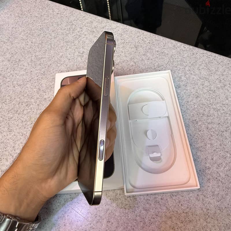 Apple - iPhone 16 Pro Max ( zero ) 5